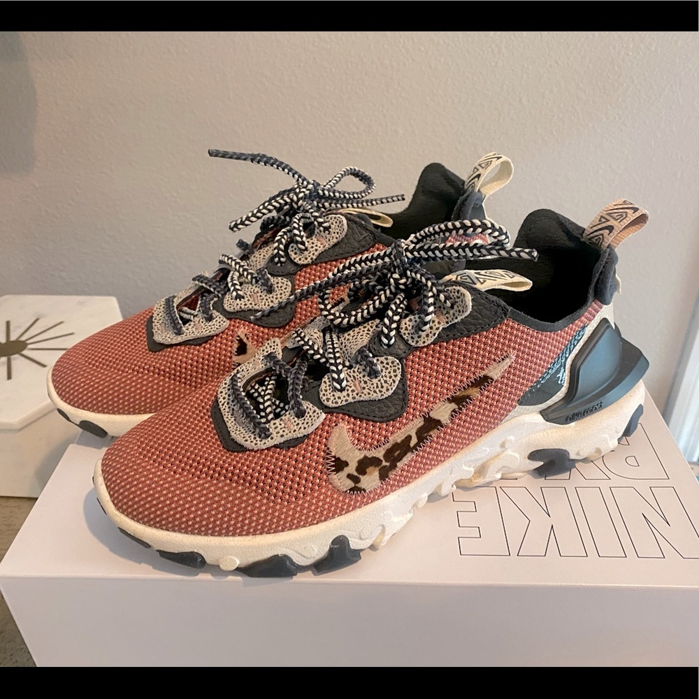 Women’s Custom Nike React